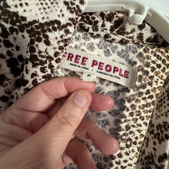 Free People Beige Animal Print duster - Picture 7 of 7
